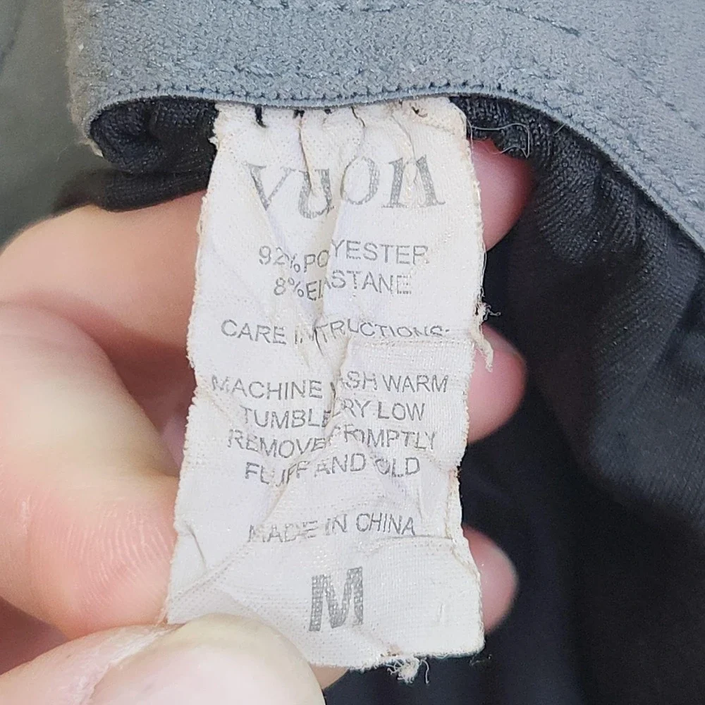 Vuori Trail Shorts Mens Medium Gray Stripe Elastic Waist Lined Trunks Quick Dry